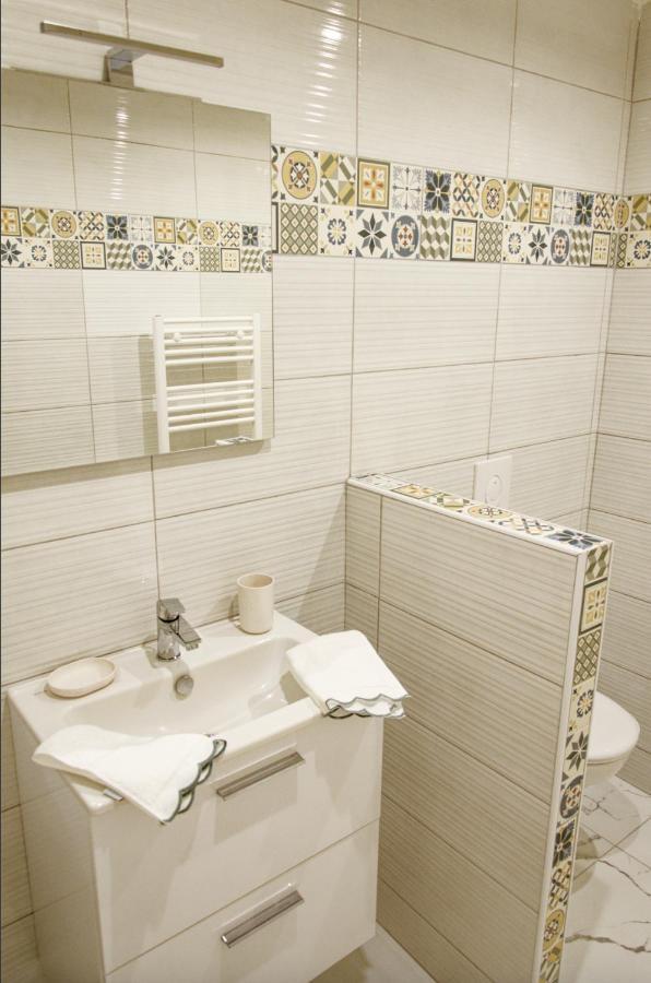 Appartement Le St Apollinaire N°3 - Ma Cabotte à Meximieux Extérieur photo